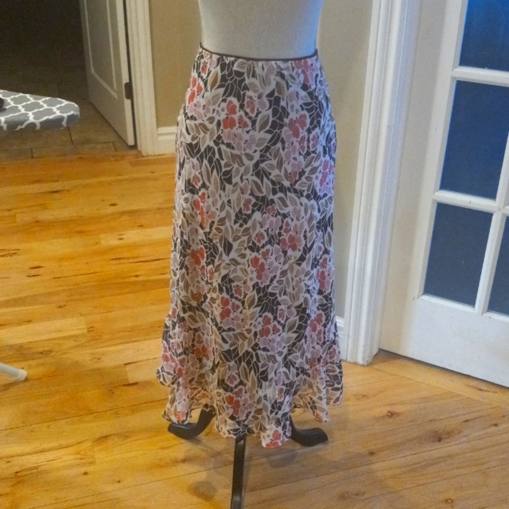 Midi floral lined skirt
